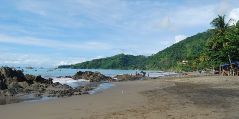 Pantai Cibangban Sukabumi – Daya Tarik, Aktivitas Liburan, Lokasi & Harga Tiket