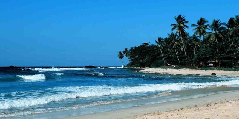 Pantai Anyer Serang – Daya Tarik, Aktivitas Liburan, Lokasi & Harga Tiket