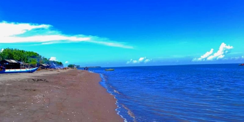 Pantai Tanjung Bayang Makassar – Daya Tarik, Aktivitas Liburan, Lokasi & Harga Tiket