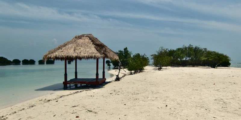 Alamat & Rute Menuju Lokasi Pantai Perawan