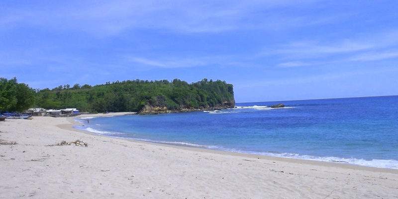 Kawasan Wisata Pantai Tambakrejo Blitar Jawa Timur 66173 Indonesia