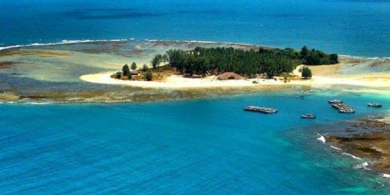 Pulau Samber Gelap