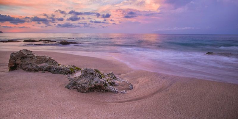 10 Wisata Pantai di Anyer yang Paling Hits