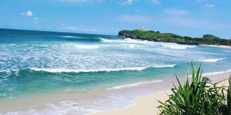 20 Wisata Pantai di Lombok yang Paling Hits