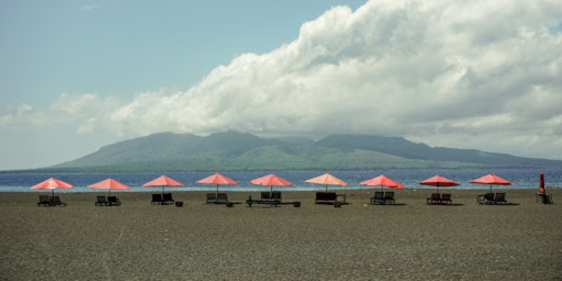 Pantai Boom Banyuwangi – Daya Tarik, Aktivitas Liburan, Lokasi & Harga Tiket