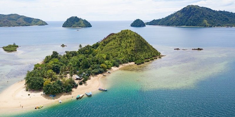 Pulau Mandeh Pesisir Selatan – Daya Tarik, Aktivitas Liburan, Lokasi & Biaya Wisata