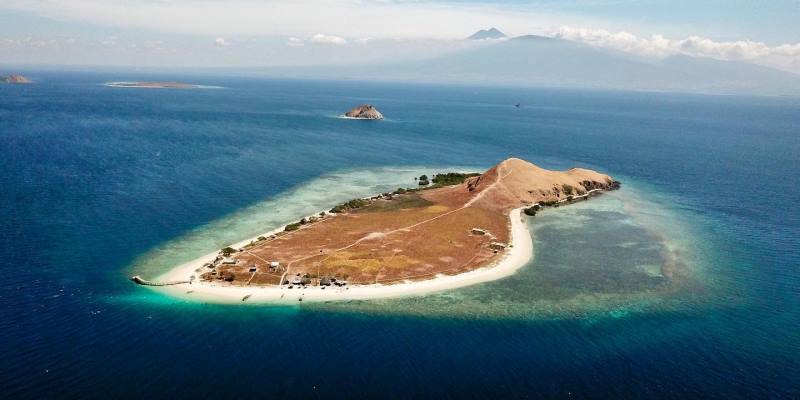 Pulau Kenawa Sumbawa – Daya Tarik, Aktivitas Liburan, Lokasi & Biaya Wisata