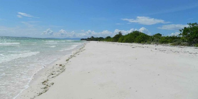 Pantai Mutiara Serdang Bedagai – Daya Tarik, Aktivitas Liburan, Lokasi & Harga Tiket