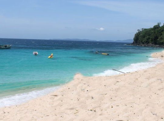 Pantai Likupang Minahasa, Pantai Eksotis dengan Keindahan Bawah Lautnya