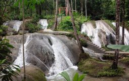 11 Air Terjun di Sumatera Utara yang Populer & Terindah