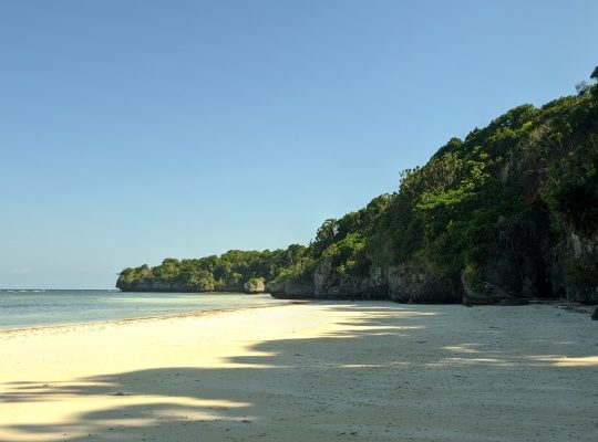 Pantai Mandala Ria, Pesona Pantai Indah yang Kaya Nilai Sejarah di Bulukumba