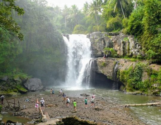 6 Air Terjun di Ubud Bali yang Populer & Terindah