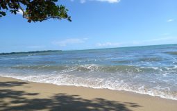 Pantai Carita Pandeglang – Daya Tarik, Aktivitas Liburan, Lokasi & Harga Tiket