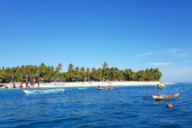 Fasilitas Pulau Pisang