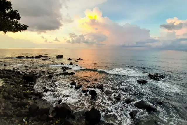 Pantai Paradiso